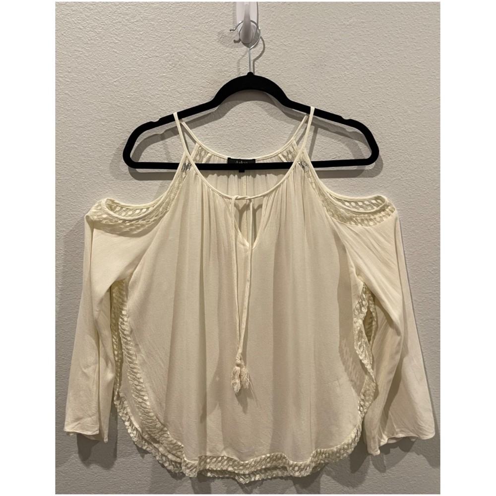 AAKAA Cream Off Shoulder Long Sleeve